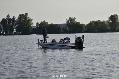 18s-44.jpg